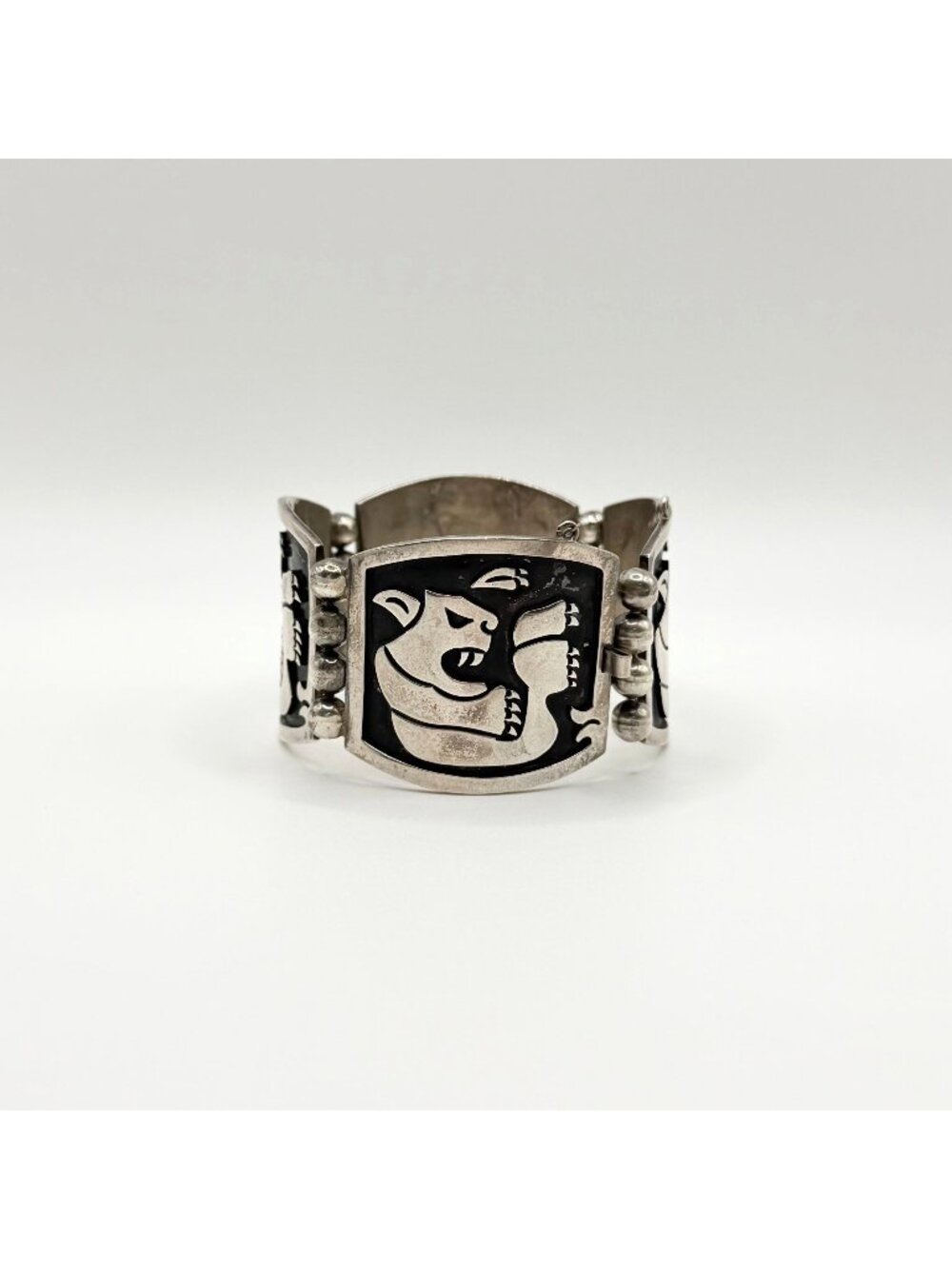 Taxco Vintage Sterling Silver Bracelet With Inlaid Tribal Jaguar Design